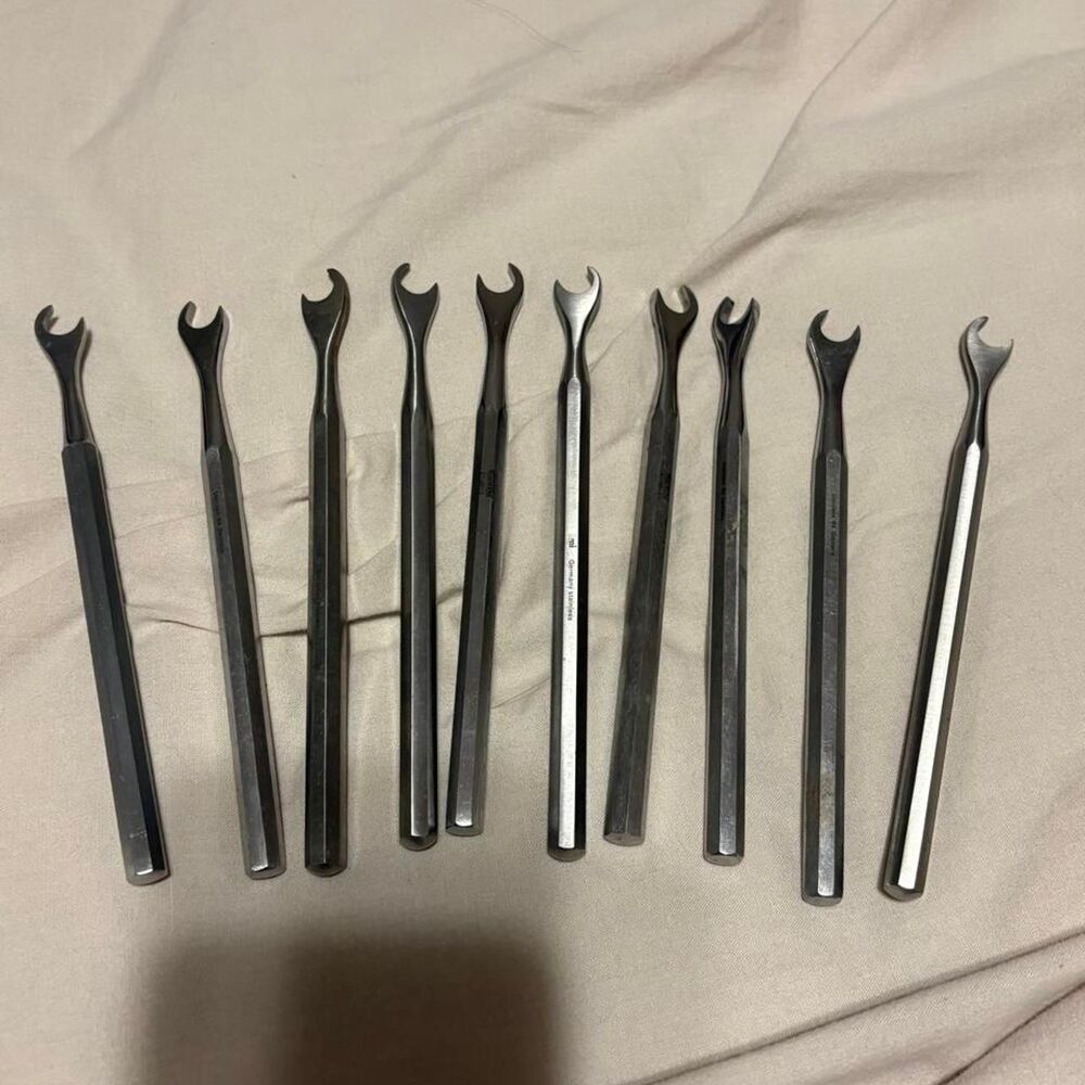 Unbranded Silver and Grey Collectibles